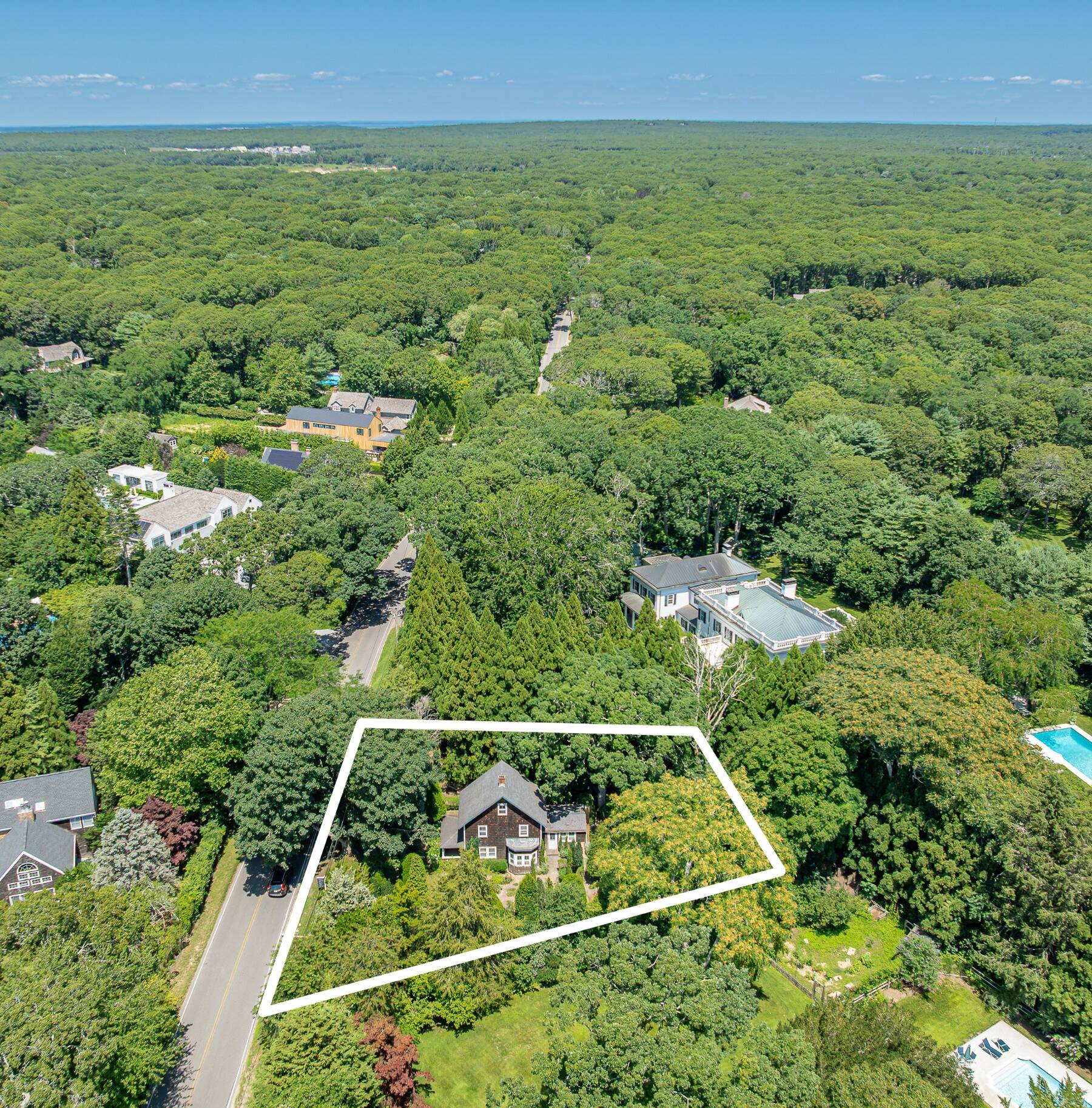  WAINSCOTT  ESTATE OPPORTUNITY - 物件實景