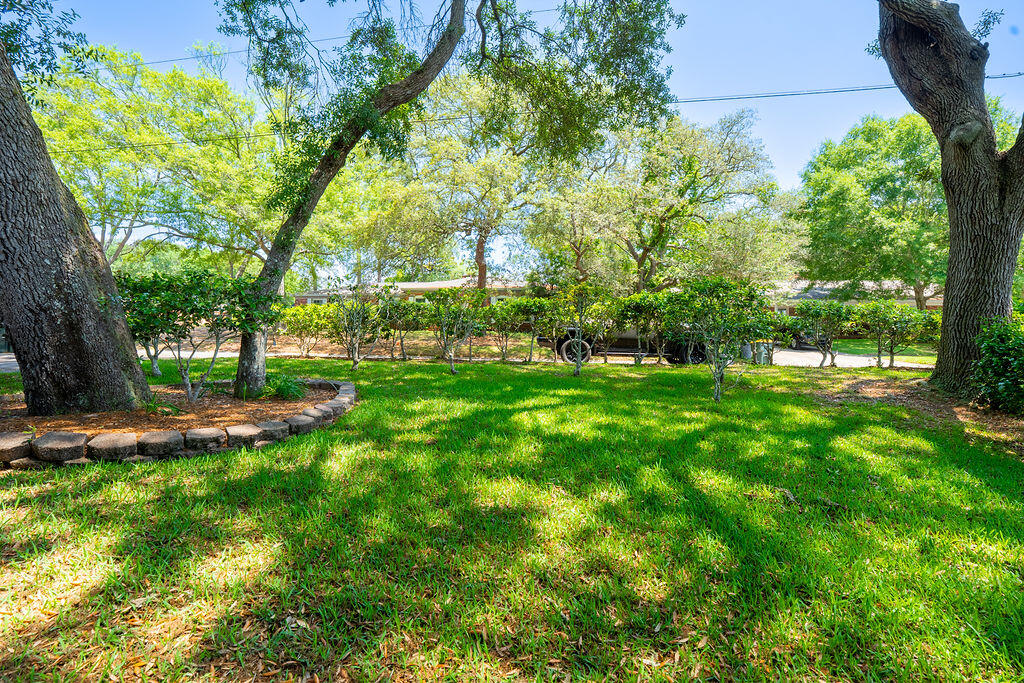 Fort Walton Beach, Florida, 32547, United States, 4 Bedrooms Bedrooms, ,3 BathroomsBathrooms,Residential,For Sale,1807234