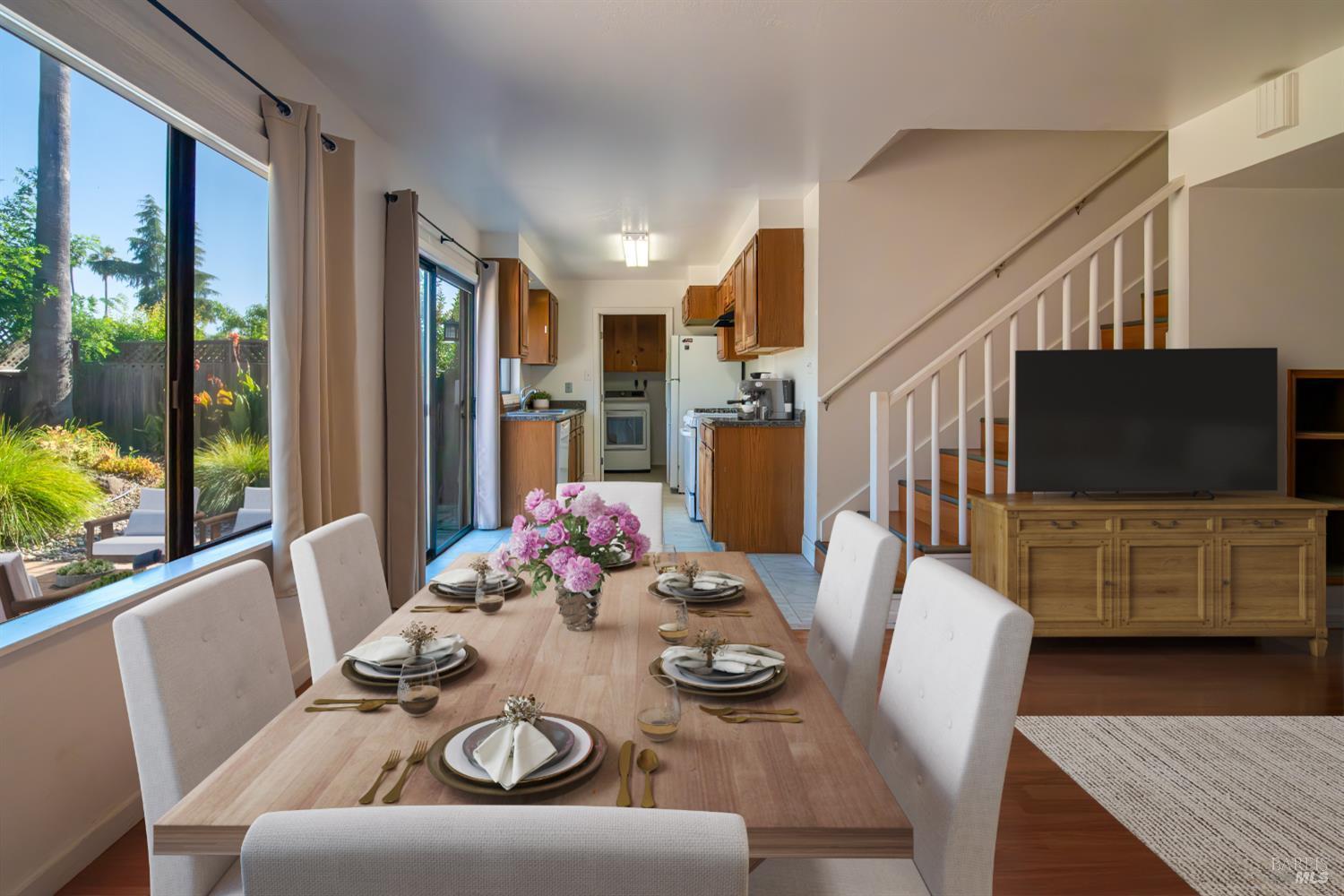 Santa Rosa, California, 95409, United States, 3 Bedrooms Bedrooms, ,2 BathroomsBathrooms,Residential,For Sale,1992423