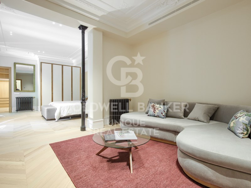 Madrid, Comunidad de Madrid, ES, 4 Bedrooms Bedrooms, ,5 BathroomsBathrooms,Residential,For Sale,1885233