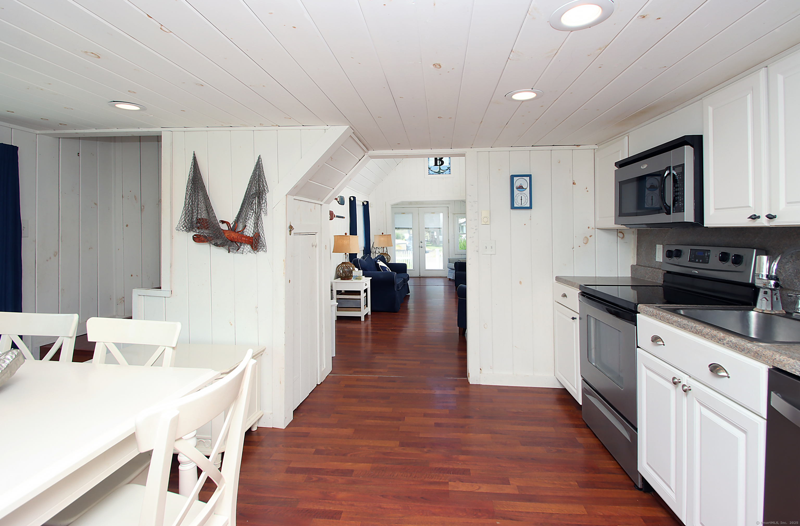 Old Saybrook, Connecticut, 06475, United States, 3 Bedrooms Bedrooms, ,1 BathroomBathrooms,Residential,For Sale,1865703
