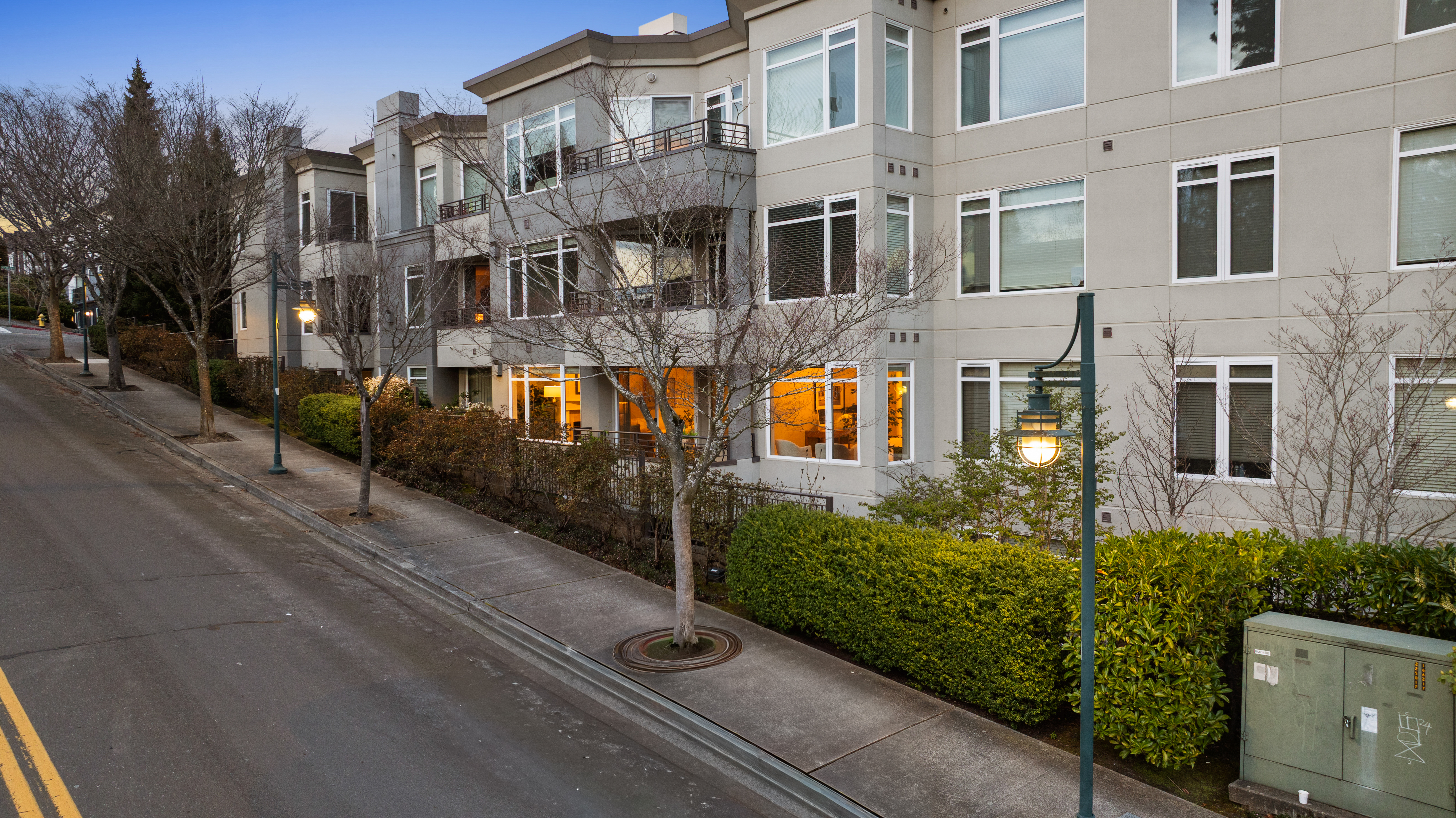  225 4th Avenue, Kirkland, WA 98033 - 物件實景