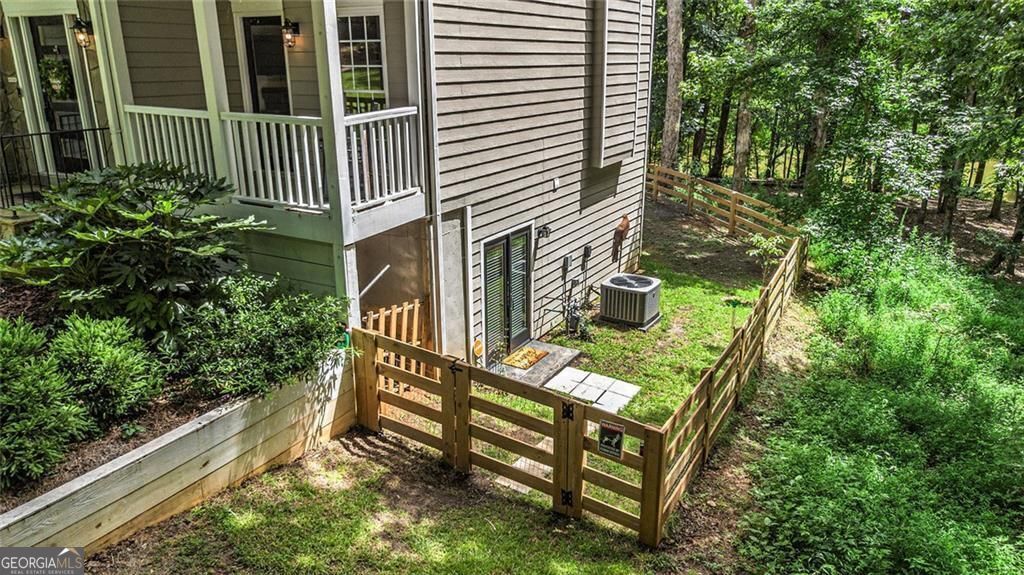 Flowery Branch, Georgia, 30542, United States, 5 Bedrooms Bedrooms, ,4 BathroomsBathrooms,Residential,For Sale,1914640