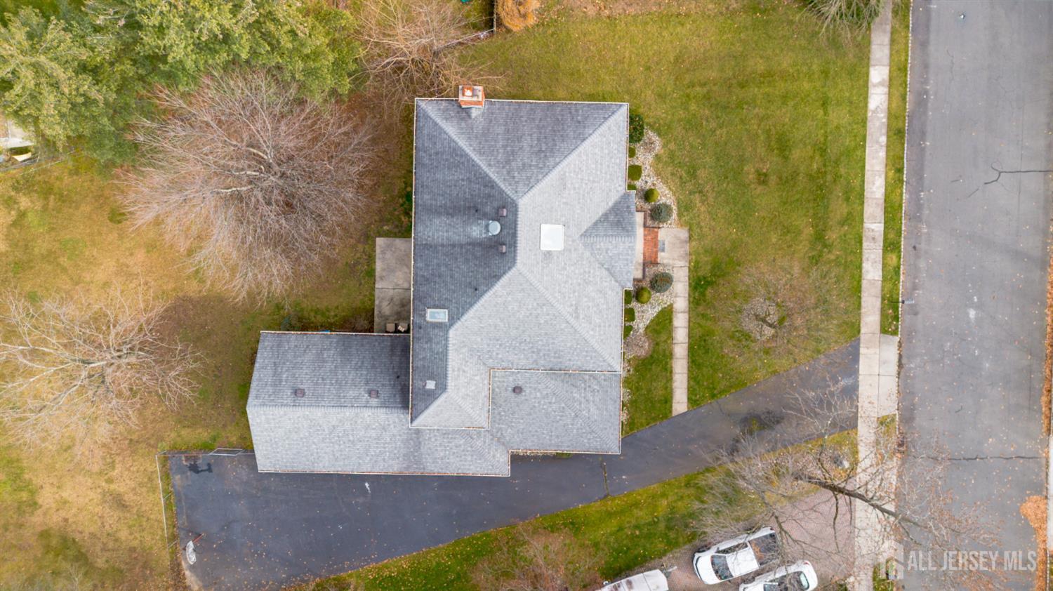 North Brunswick, New Jersey, 08902, United States, 5 Bedrooms Bedrooms, ,3 BathroomsBathrooms,Residential,For Sale,2002843