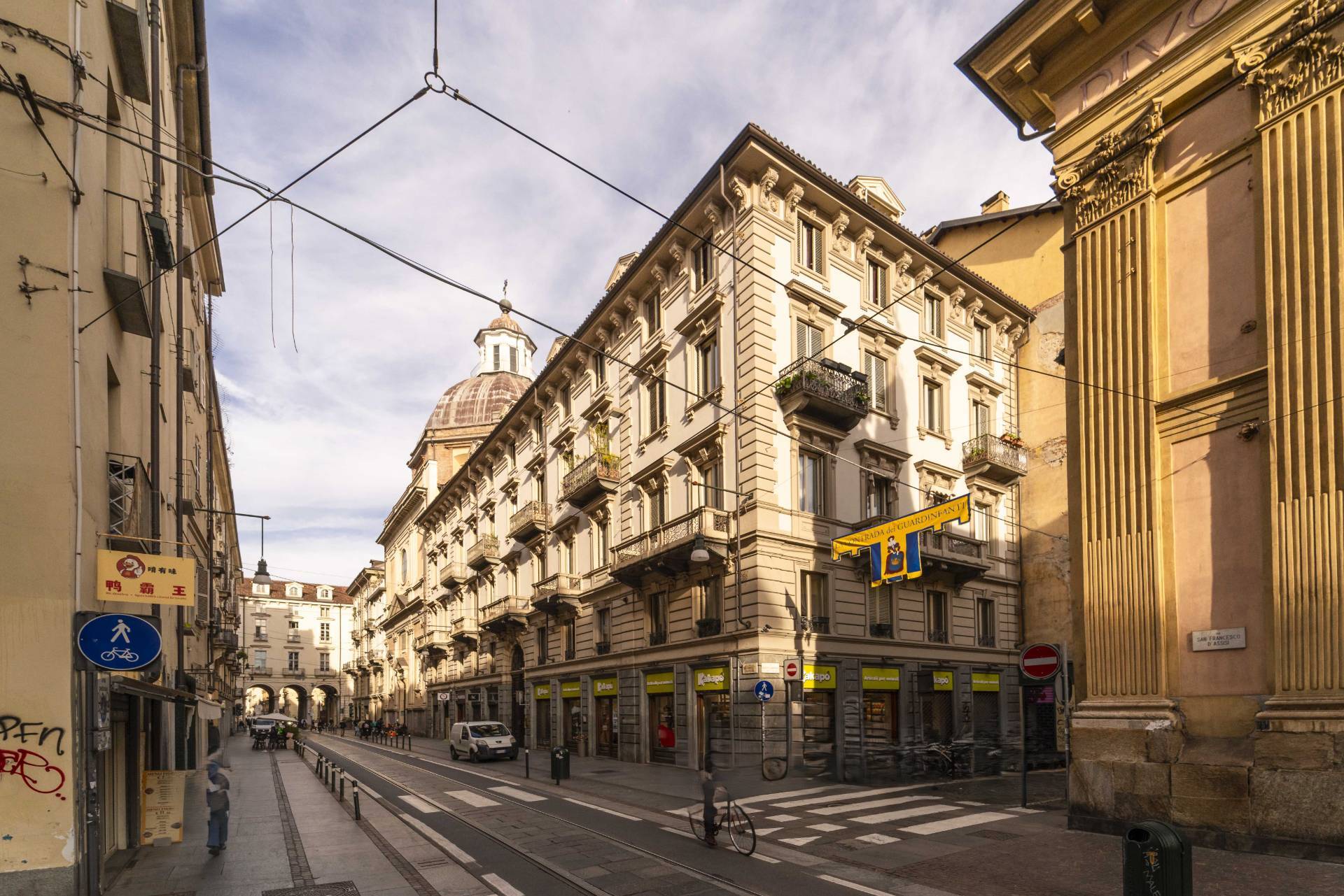 Torino, Torino, 10100, IT, 3 Bedrooms Bedrooms, ,4 BathroomsBathrooms,Residential,For Sale,1989307