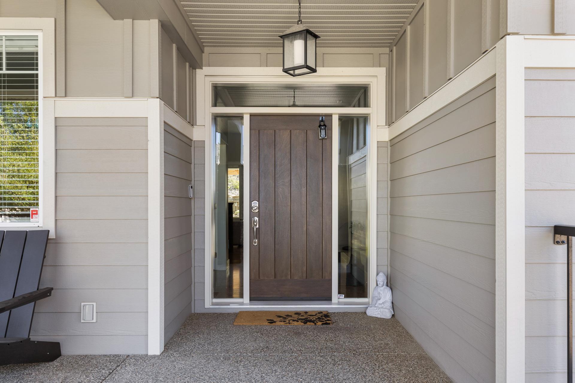 KELOWNA, British Columbia, V1W 5K2, CA, 5 Bedrooms Bedrooms, ,3 BathroomsBathrooms,Residential,For Sale,1960924