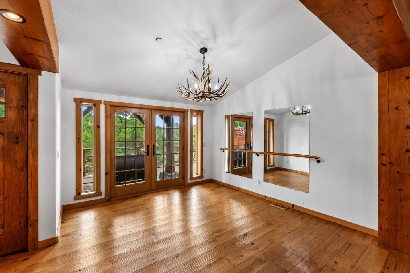Salinas, California, 93907, United States, 3 Bedrooms Bedrooms, ,4 BathroomsBathrooms,Residential,For Sale,1899986