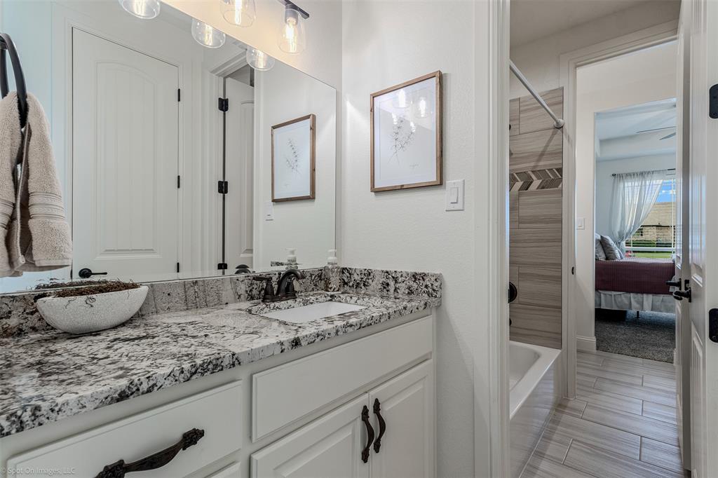 Caddo Mills, Texas, 75135, United States, 3 Bedrooms Bedrooms, ,3 BathroomsBathrooms,Residential,For Sale,1862306