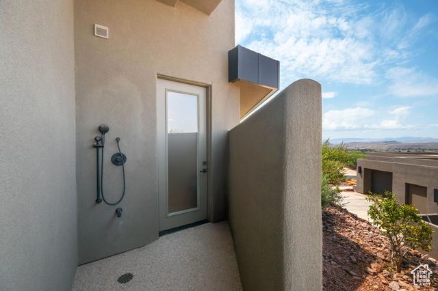 St. George, Utah, 84770, United States, 4 Bedrooms Bedrooms, ,4 BathroomsBathrooms,Residential,For Sale,1982839