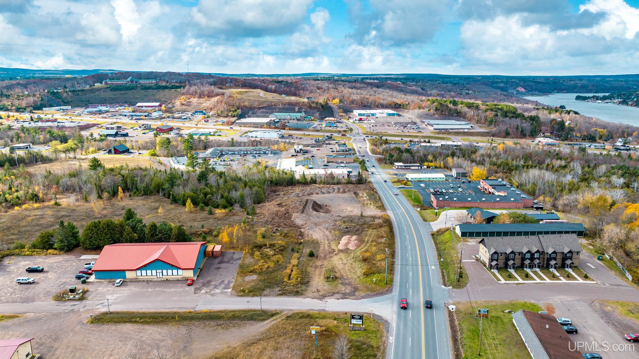 Houghton, Michigan, 49931, United States, ,Residential,For Sale,1923073