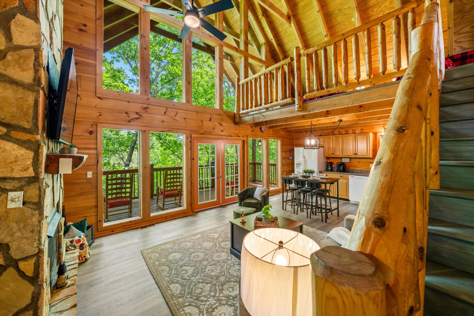 Sevierville, Tennessee, 37862, United States, 3 Bedrooms Bedrooms, ,3 BathroomsBathrooms,Residential,For Sale,1920301