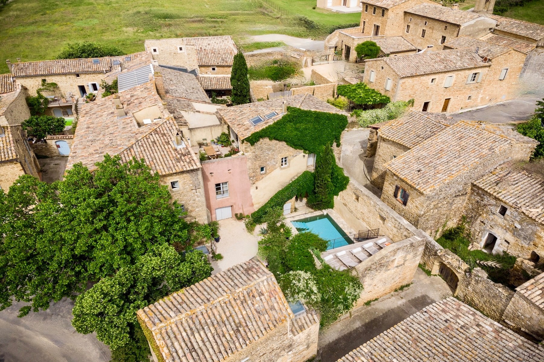  Just minutes from Uzès – Character property with Provençal charm, generous volu… - 物件實景