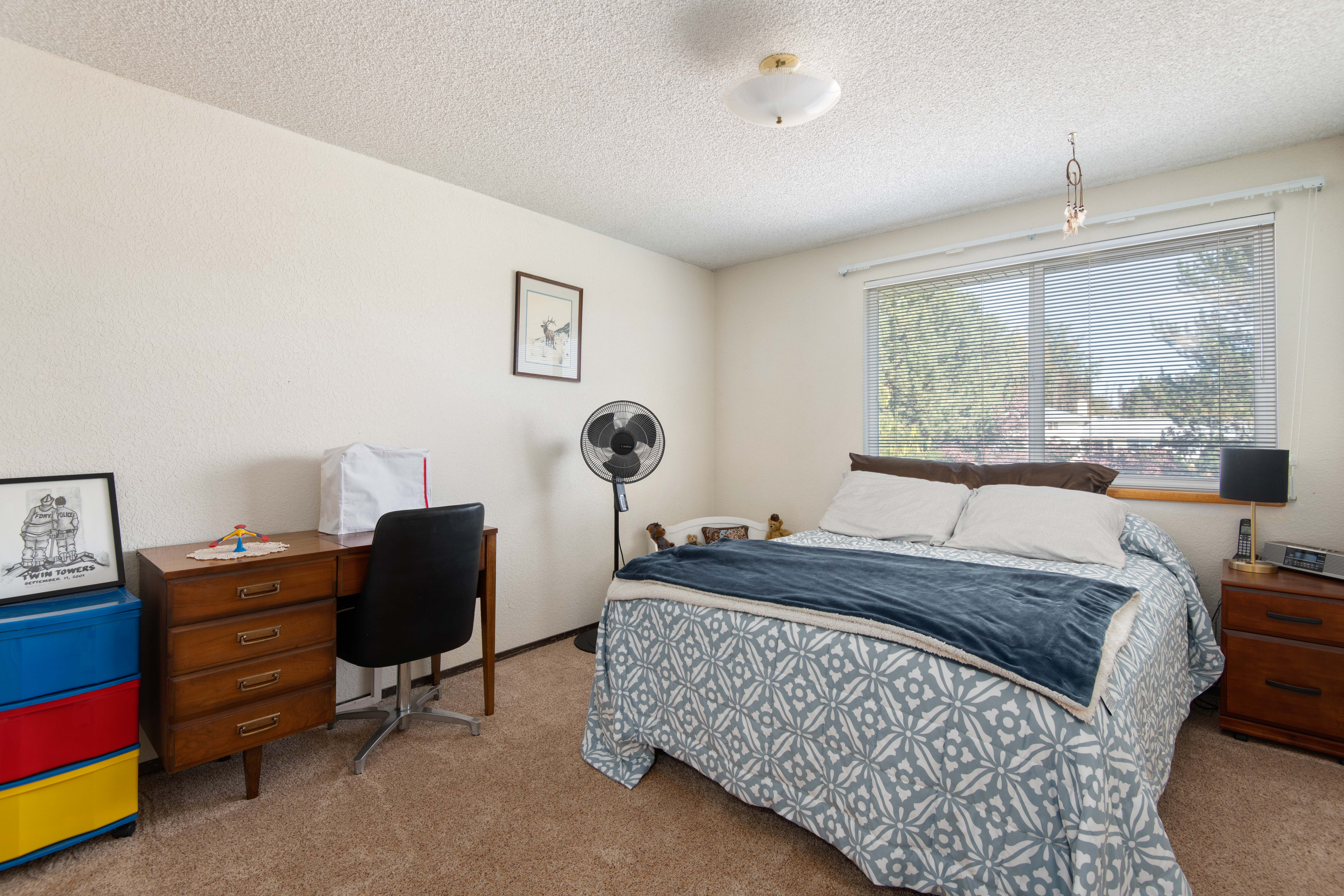  Property with a POOL and room for a shop - 物件實景