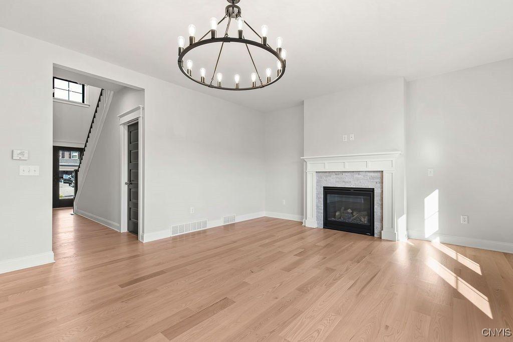 Baldwinsville, New York, 13027, United States, 3 Bedrooms Bedrooms, ,3 BathroomsBathrooms,Residential,For Sale,1746080