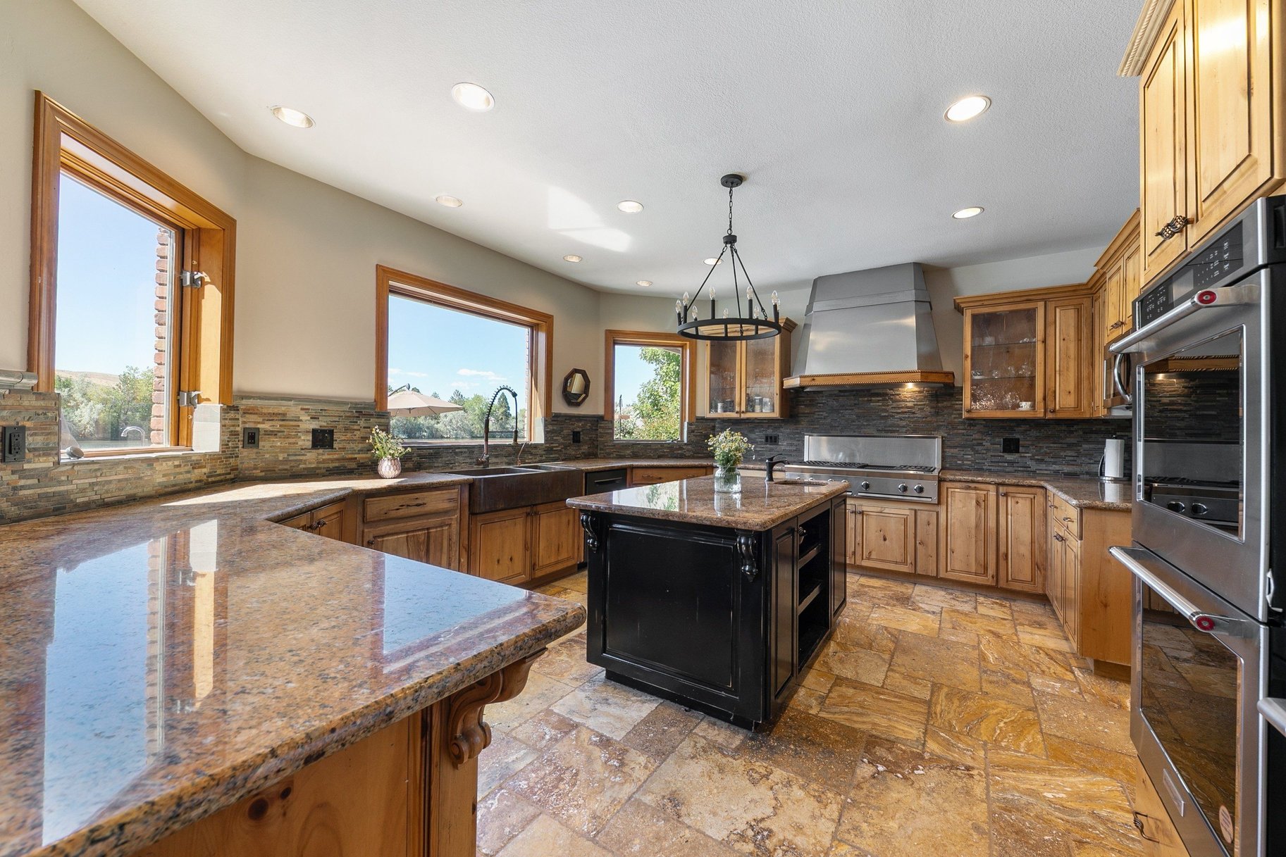  A Rare Lakefront Estate in the Heart of Reno no in One of Northern Nevada