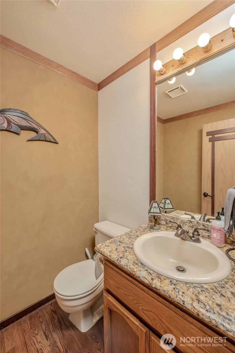 Kent, Washington, 98042, United States, 3 Bedrooms Bedrooms, ,3 BathroomsBathrooms,Residential,For Sale,2001526