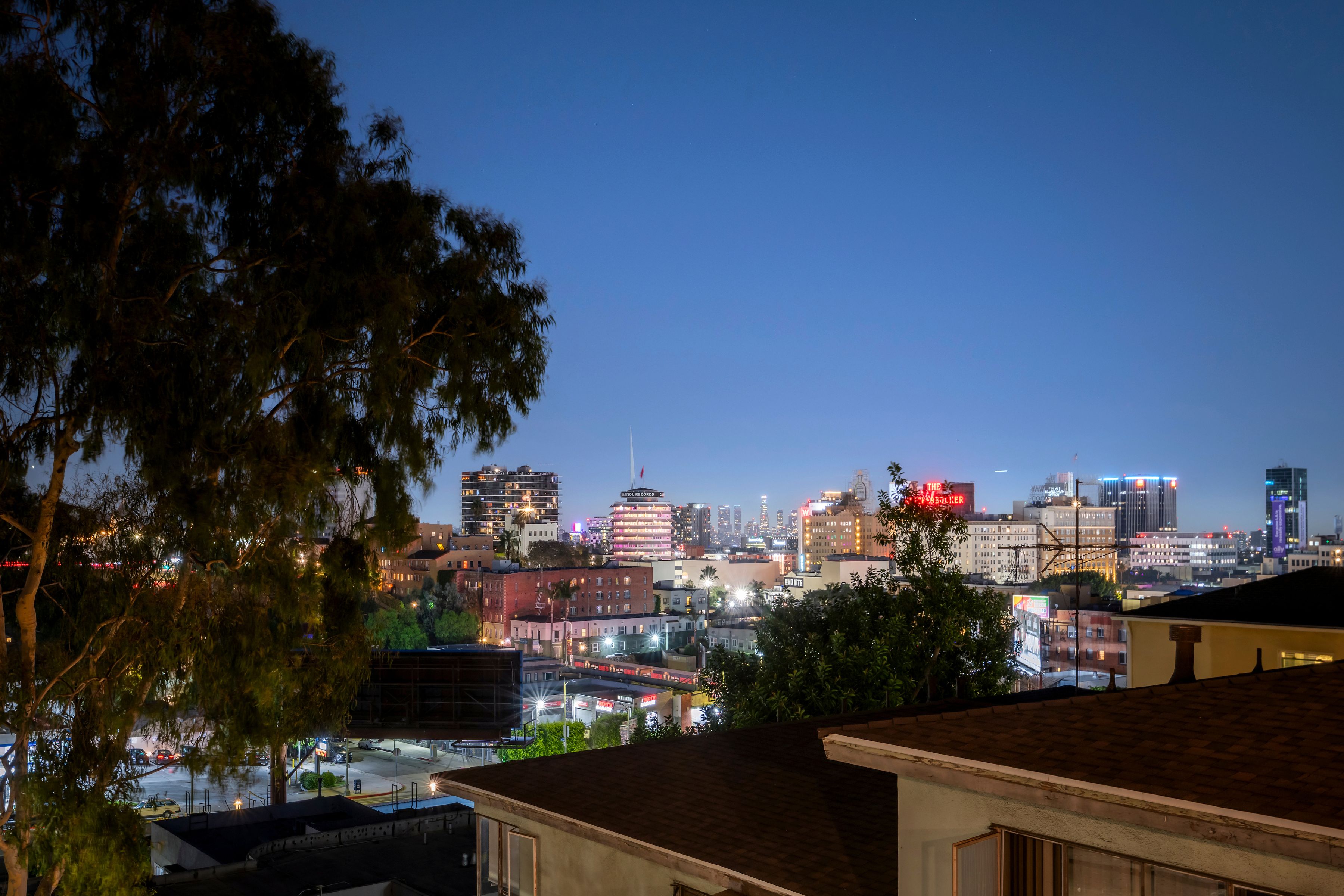  1942 Grace Avenue #122 - 物件實景