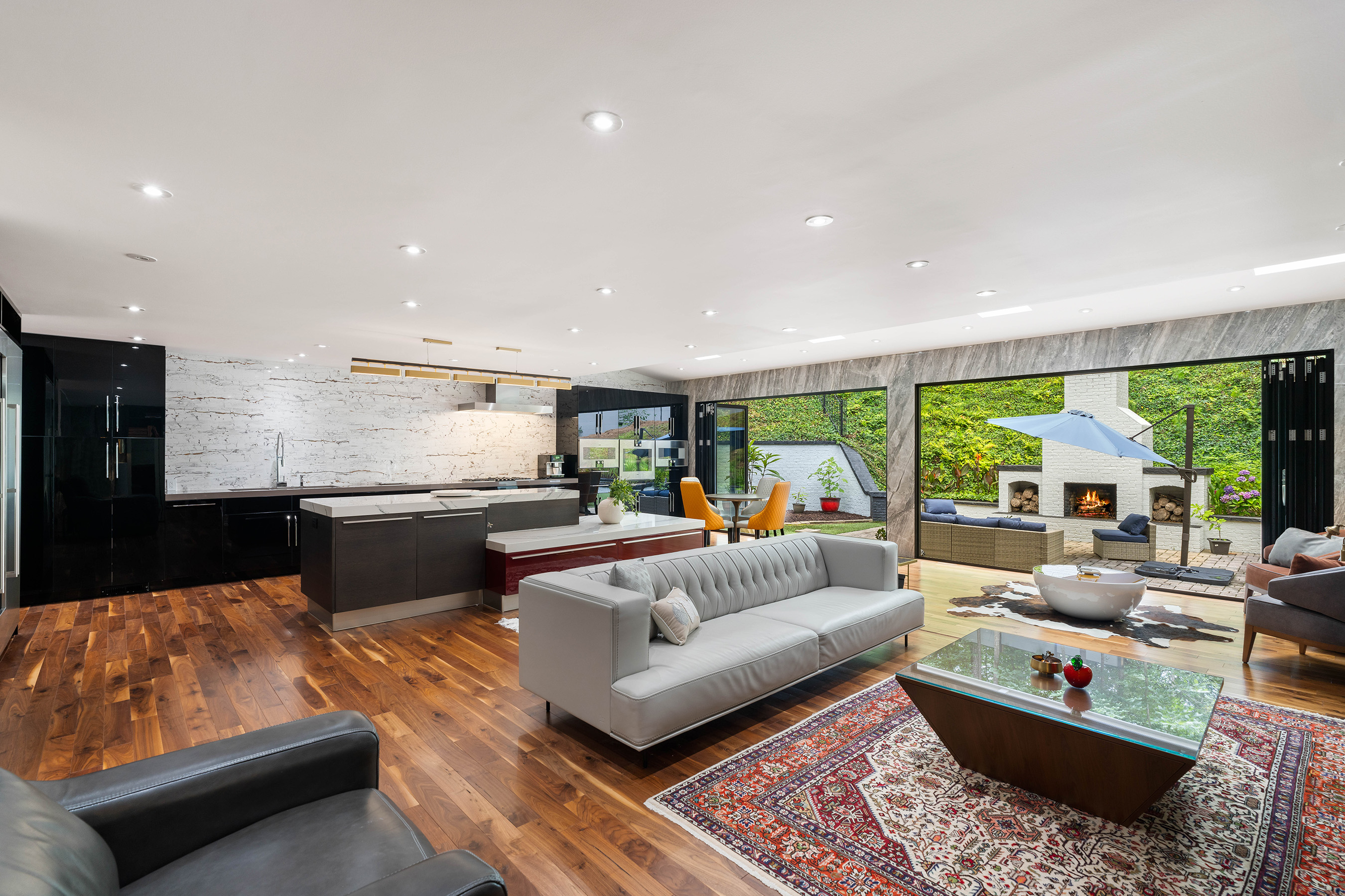  Exceptional Modern-Contemporary Residence on a Rare Double Lot - 物件實景