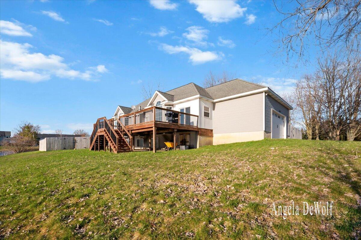 Hudsonville, Michigan, 49426, United States, 4 Bedrooms Bedrooms, ,3 BathroomsBathrooms,Residential,For Sale,1932787