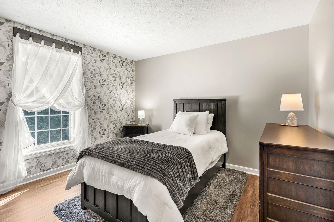 Manchester, New Hampshire, 03109, United States, 3 Bedrooms Bedrooms, ,1 BathroomBathrooms,Residential,For Sale,1906679