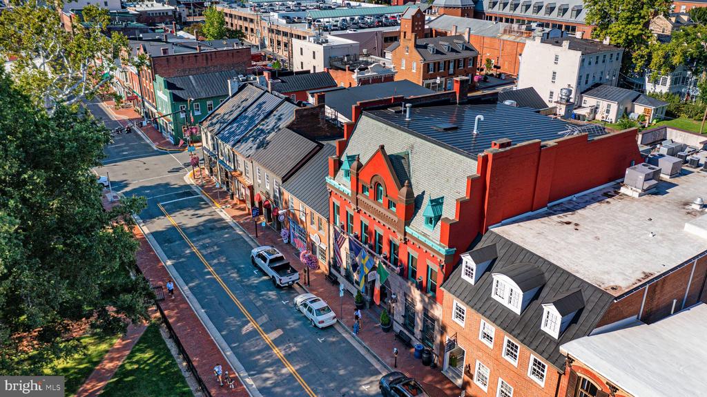 Leesburg, Virginia, 20176, United States, 6 Bedrooms Bedrooms, ,3 BathroomsBathrooms,Residential,For Sale,1979496