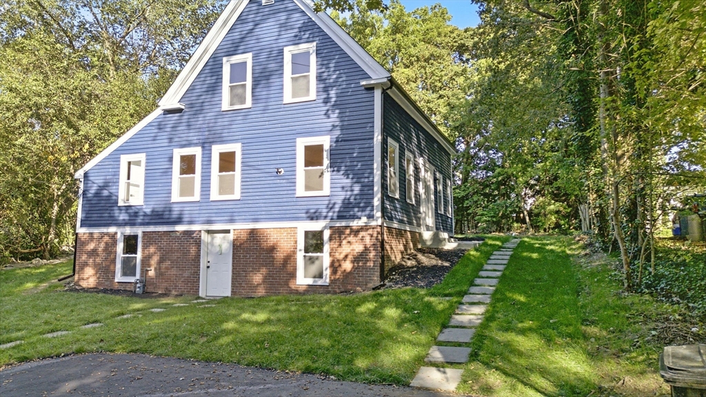 East Bridgewater, Massachusetts, 02333, United States, 3 Bedrooms Bedrooms, ,3 BathroomsBathrooms,Residential,For Sale,1943451