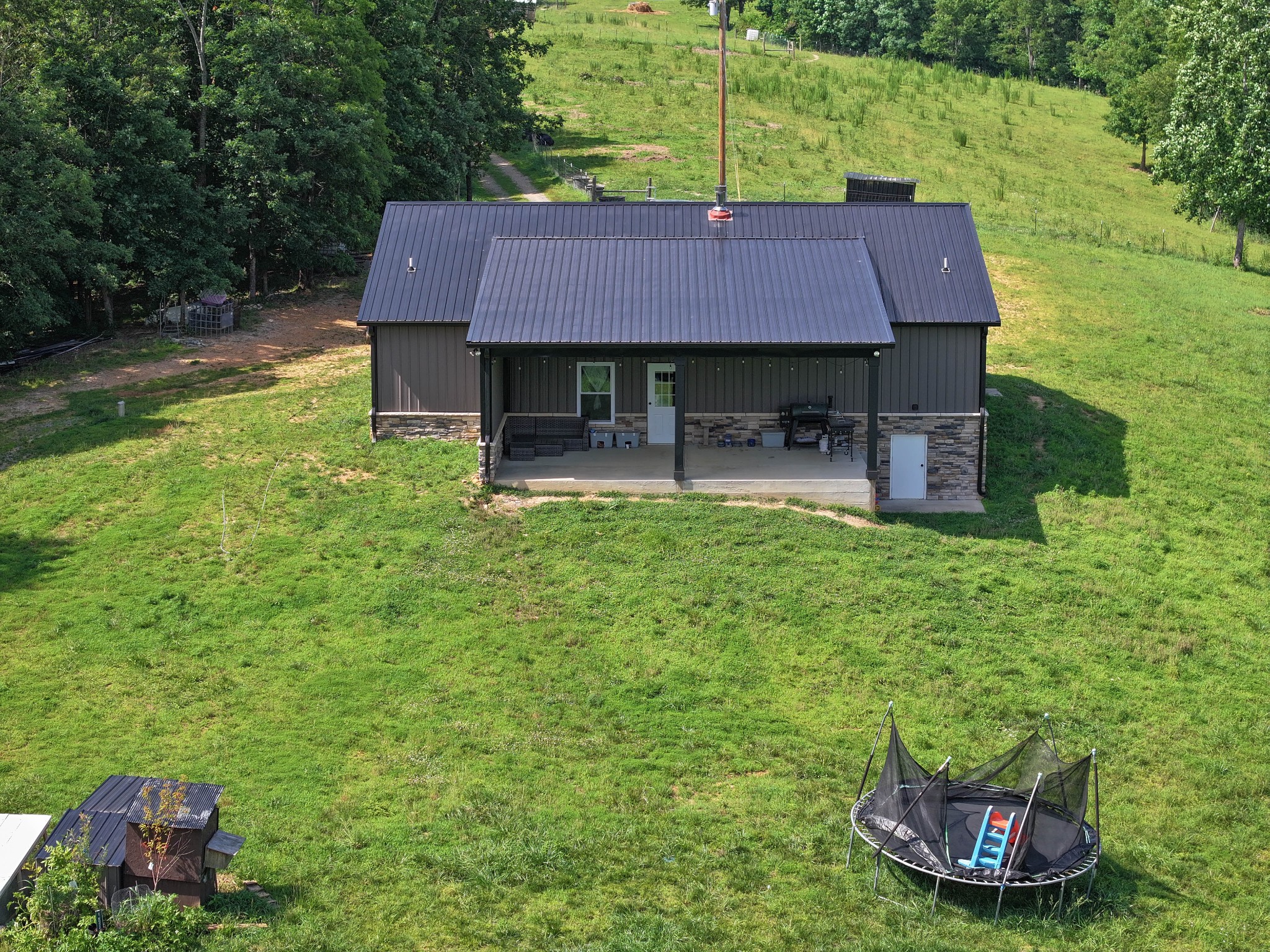 Indian Mound, Tennessee, 37079, United States, 3 Bedrooms Bedrooms, ,2 BathroomsBathrooms,Residential,For Sale,1866881