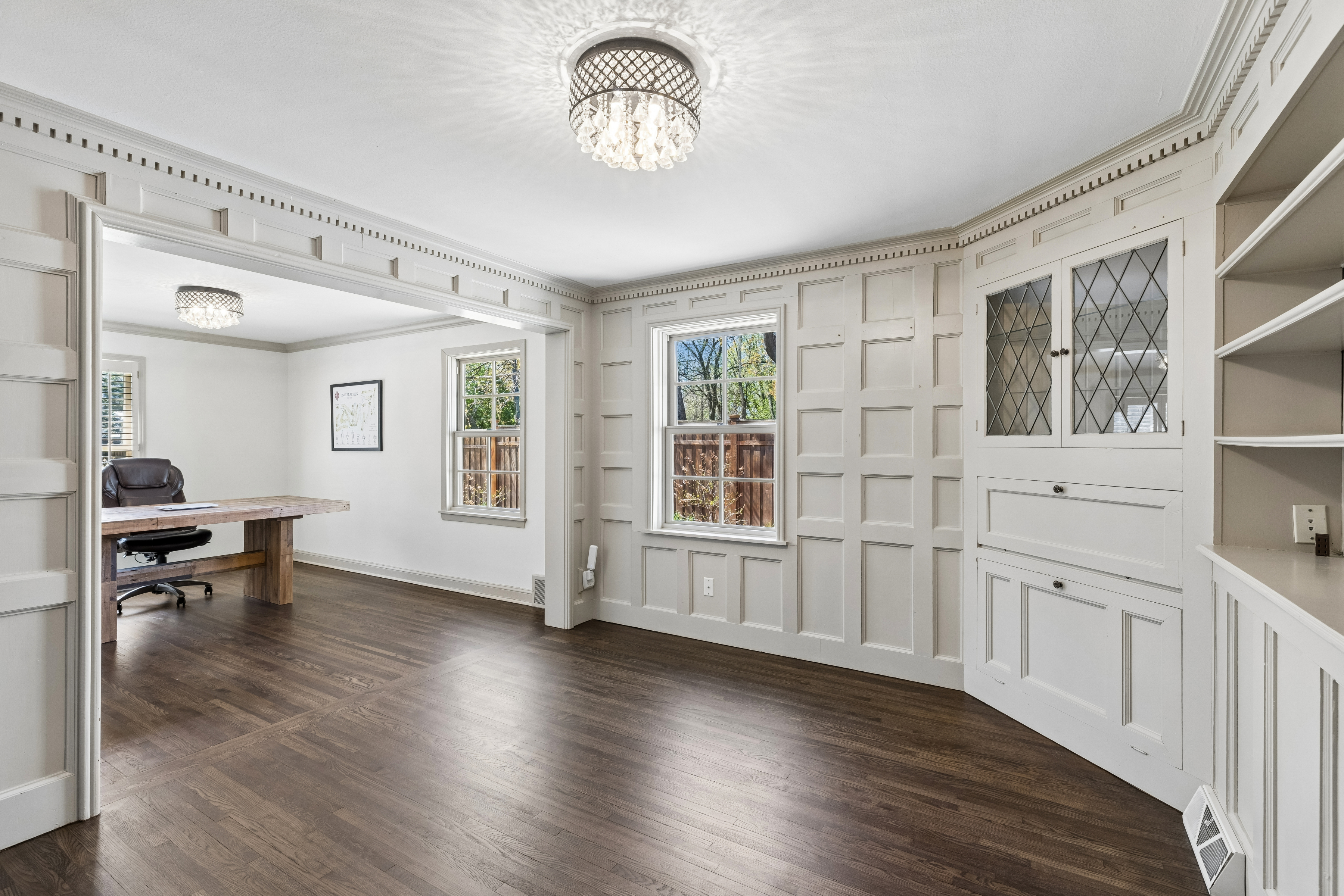  Elegant French-Inspired Hilldale Estate - 物件實景