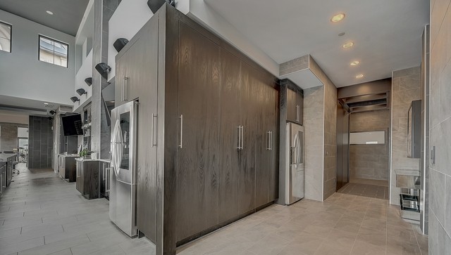 Carmel, Indiana, 46032, United States, 3 Bedrooms Bedrooms, ,4 BathroomsBathrooms,Residential,For Sale,2000560