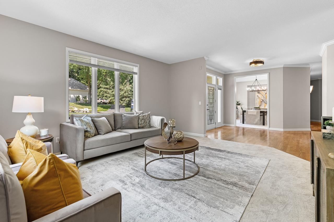 Eden Prairie, Minnesota, 55344, United States, 5 Bedrooms Bedrooms, ,3 BathroomsBathrooms,Residential,For Sale,1940056