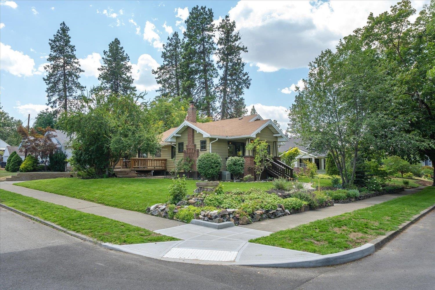 Spokane, Washington, 99203, United States, 3 Bedrooms Bedrooms, ,2 BathroomsBathrooms,Residential,For Sale,2001834