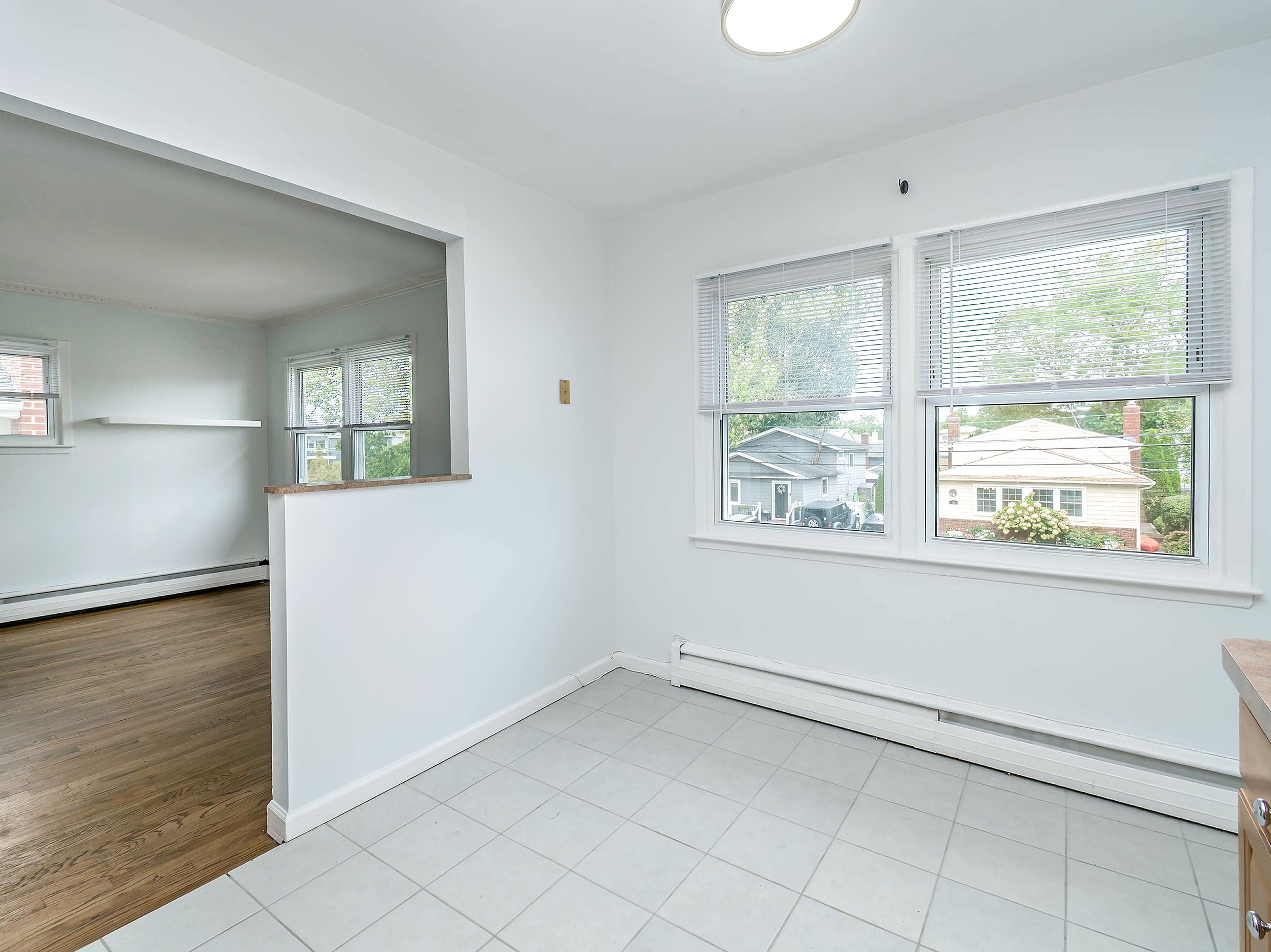  44 Corchaug Avenue, Port Washington, NY, 11050 - 物件實景