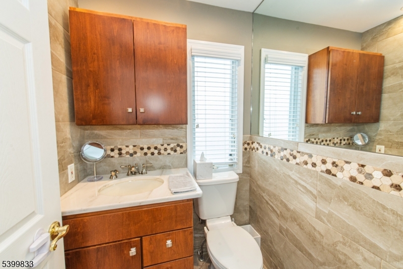 Clifton City, New Jersey, 07013, United States, 5 Bedrooms Bedrooms, ,4 BathroomsBathrooms,Residential,For Sale,2002178