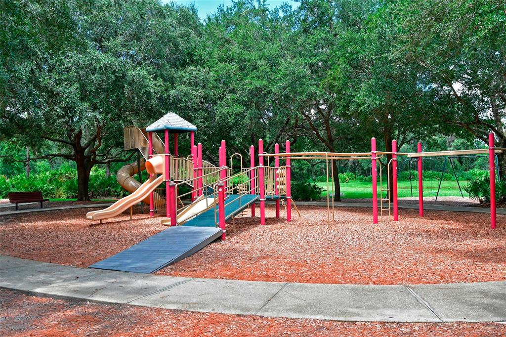 Lakewood Ranch, Florida, 34202, United States, 3 Bedrooms Bedrooms, ,3 BathroomsBathrooms,Residential,For Sale,1998524