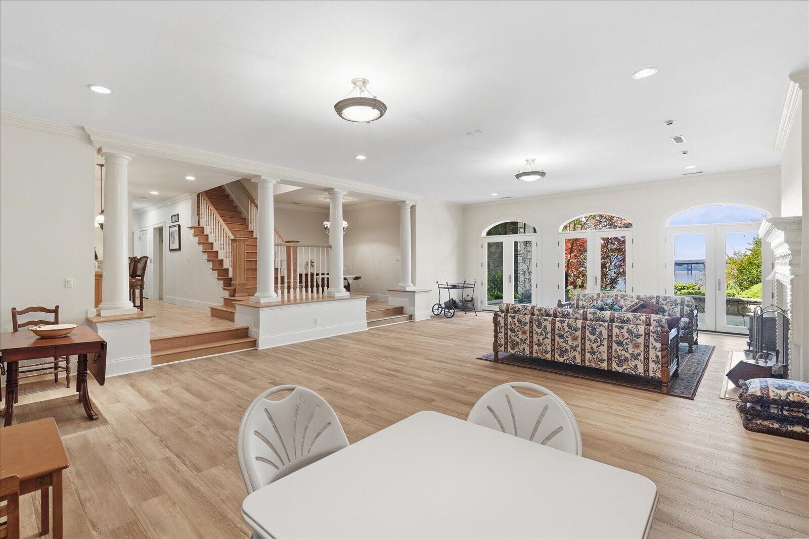 Guild, Tennessee, 37340, United States, 4 Bedrooms Bedrooms, ,5 BathroomsBathrooms,Residential,For Sale,2040612