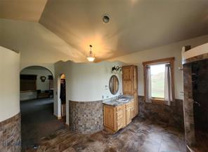 Plains, Montana, 59859, United States, 4 Bedrooms Bedrooms, ,6 BathroomsBathrooms,Residential,For Sale,1894309