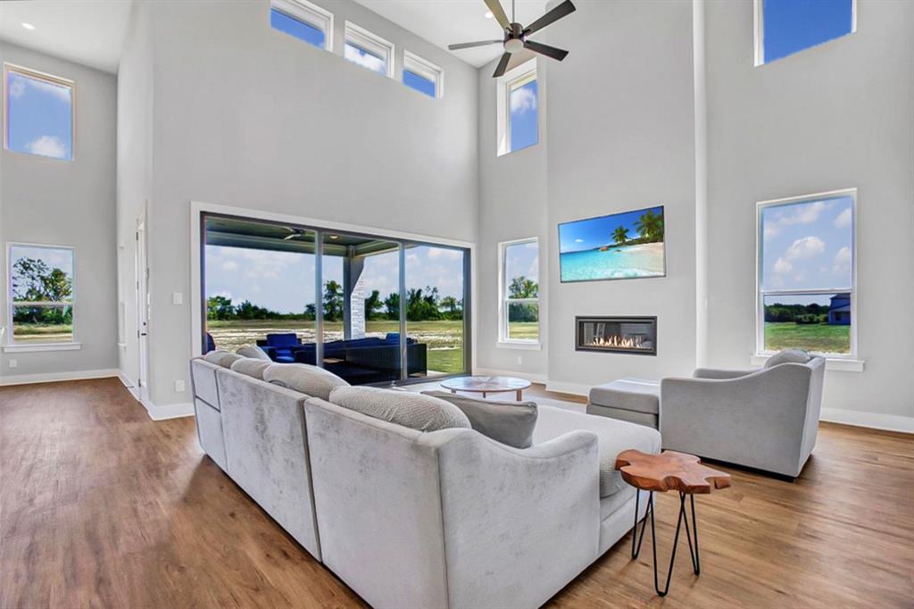 Celina, Texas, 75009, United States, 5 Bedrooms Bedrooms, ,5 BathroomsBathrooms,Residential,For Sale,1938858