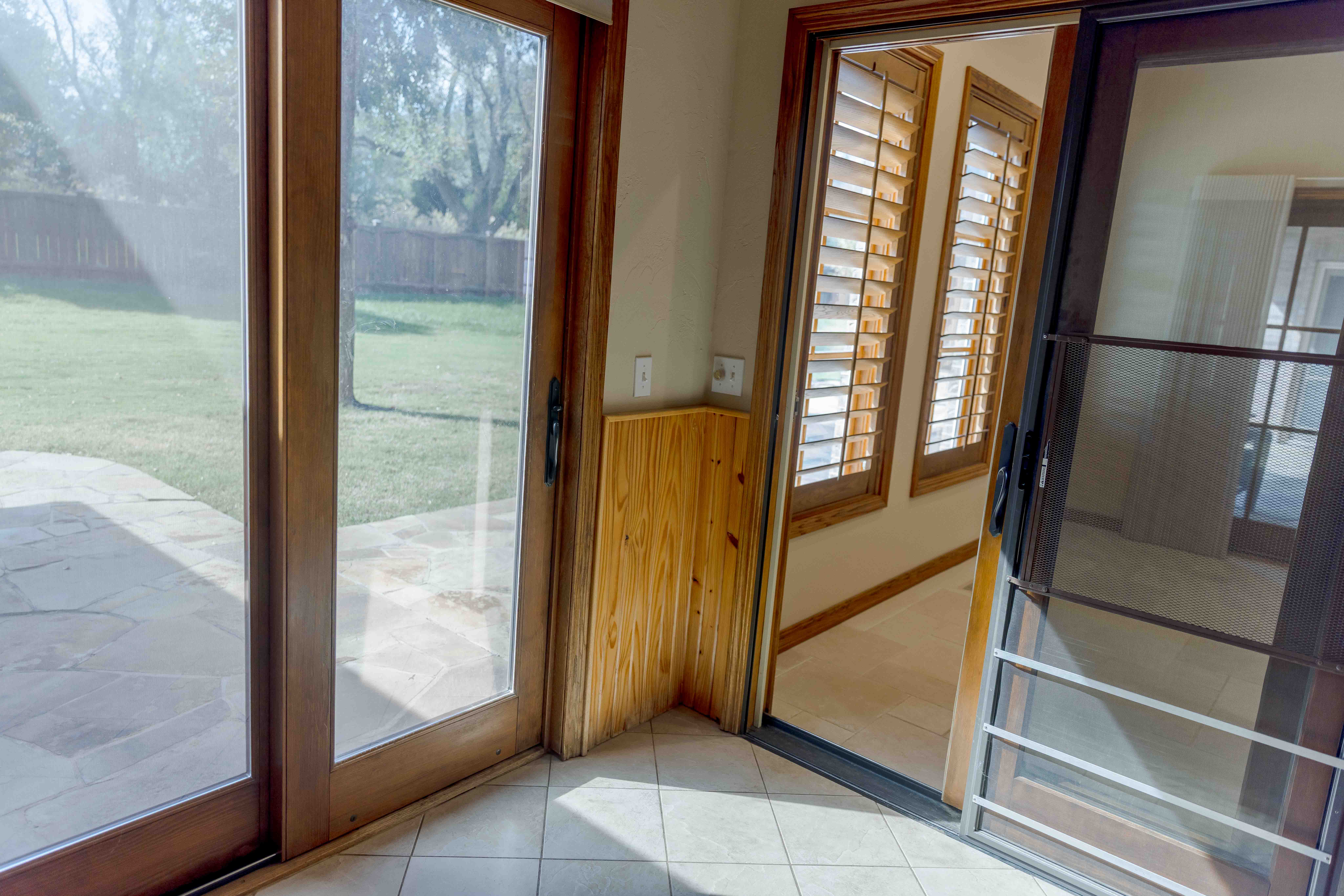 Enid, Oklahoma, 73701, United States, 4 Bedrooms Bedrooms, ,4 BathroomsBathrooms,Residential,For Sale,2006346