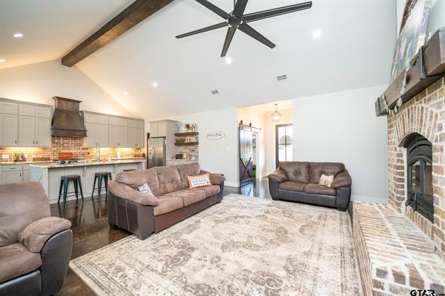 Jacksonville, Texas, 75766, United States, 4 Bedrooms Bedrooms, ,3 BathroomsBathrooms,Residential,For Sale,1975482