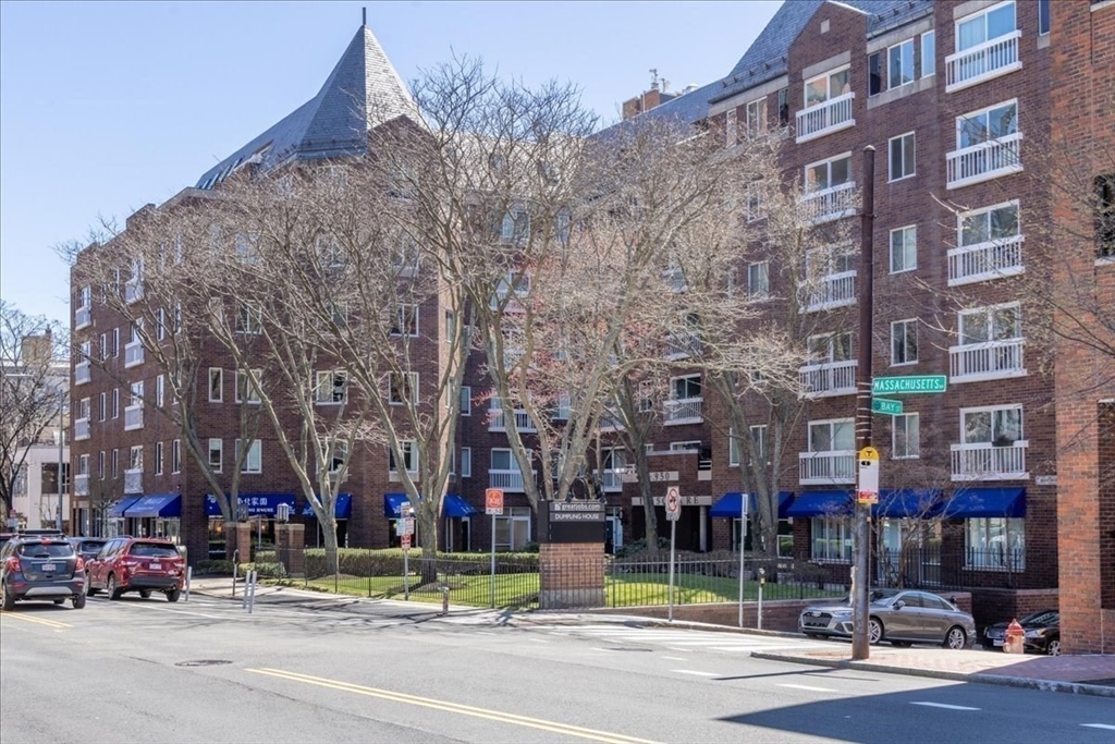 Cambridge, Massachusetts, 02139, United States, 2 Bedrooms Bedrooms, ,2 BathroomsBathrooms,Residential,For Sale,1975331