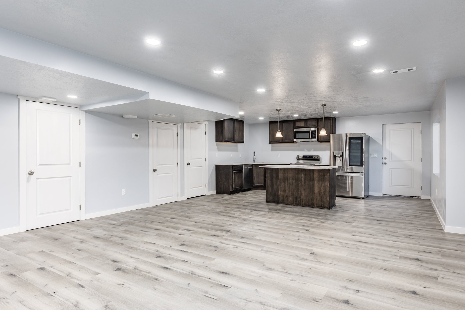  Fantastically Upgraded 2-Story Home with Theater and ADU - 物件實景