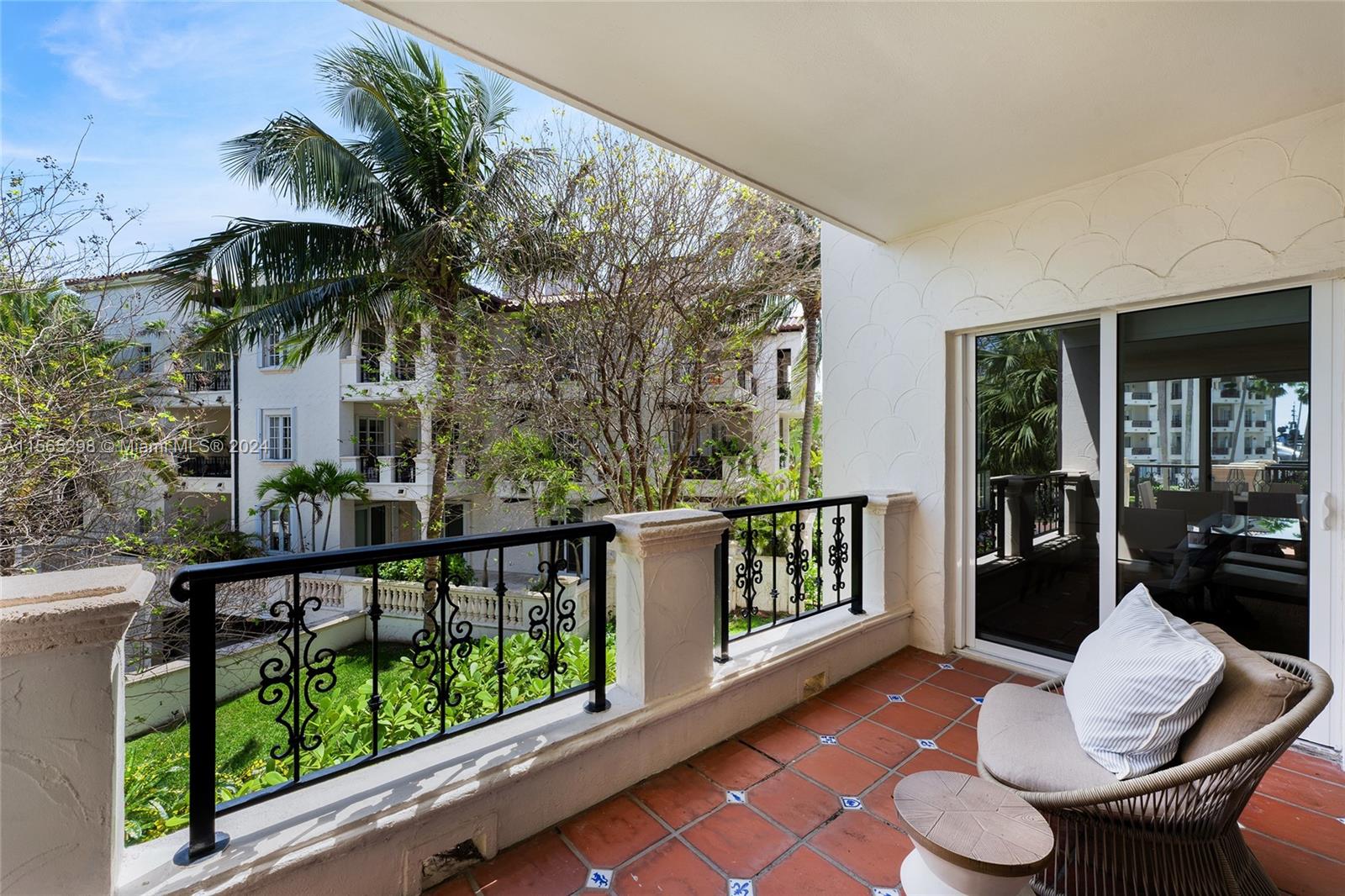 Miami Beach, Florida, 33109, United States, 3 Bedrooms Bedrooms, ,4 BathroomsBathrooms,Residential,For Sale,1926263
