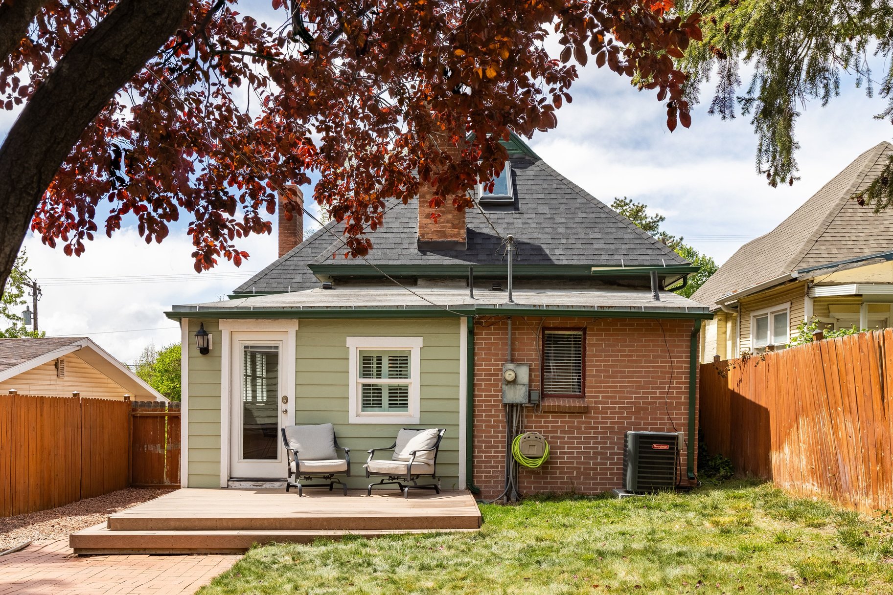  Charming Avenues Home Blending Timeless Character with Everyday Comfort - 物件實景