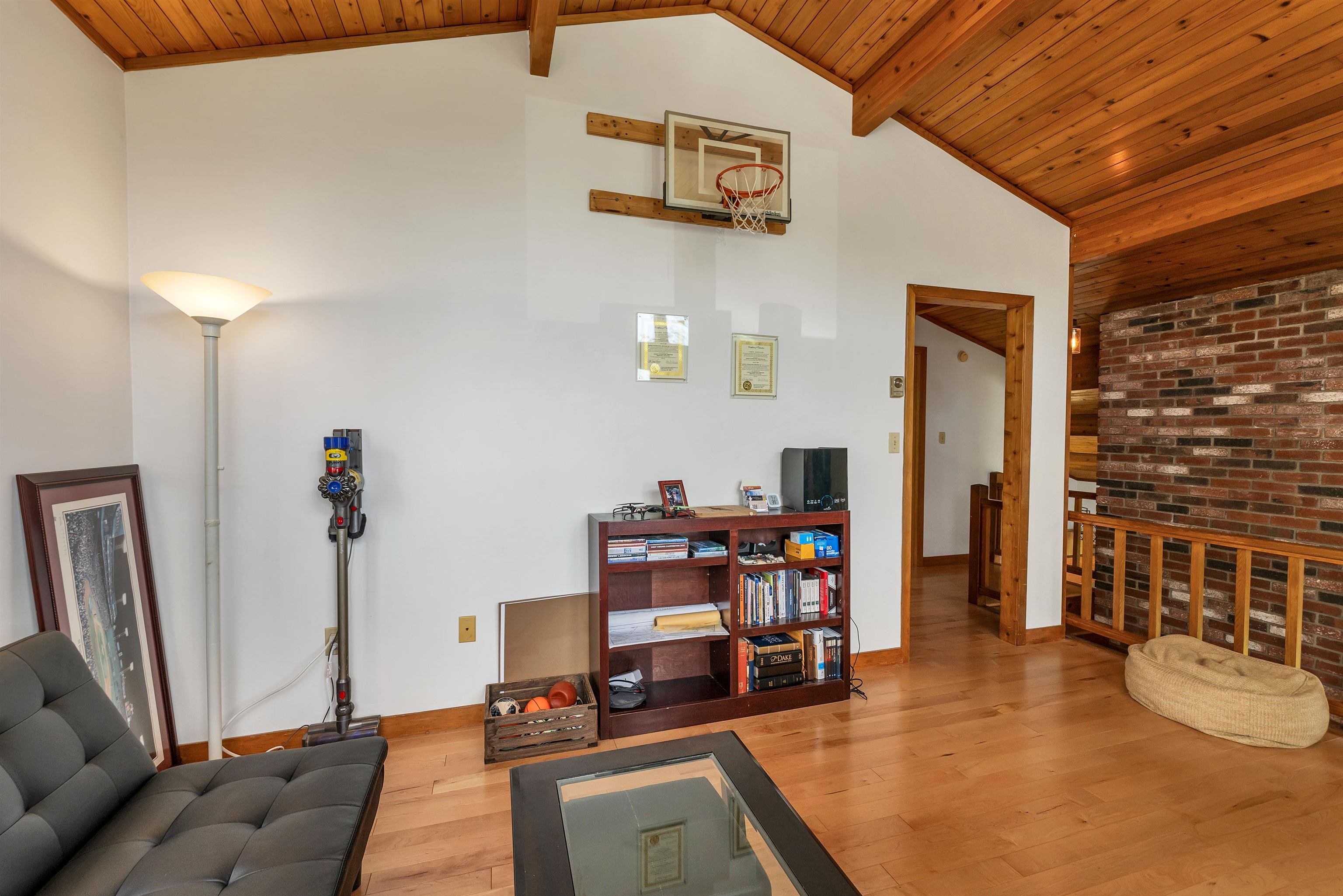 Laconia, New Hampshire, 03246, United States, 3 Bedrooms Bedrooms, ,2 BathroomsBathrooms,Residential,For Sale,1938824