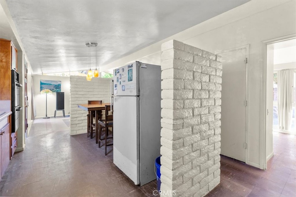 Pomona, California, 91766, United States, 4 Bedrooms Bedrooms, ,2 BathroomsBathrooms,Residential,For Sale,1920904