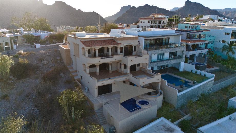 Guaymas, Sonora, 85506, Mexico, 5 Bedrooms Bedrooms, ,4 BathroomsBathrooms,Residential,For Sale,1987682