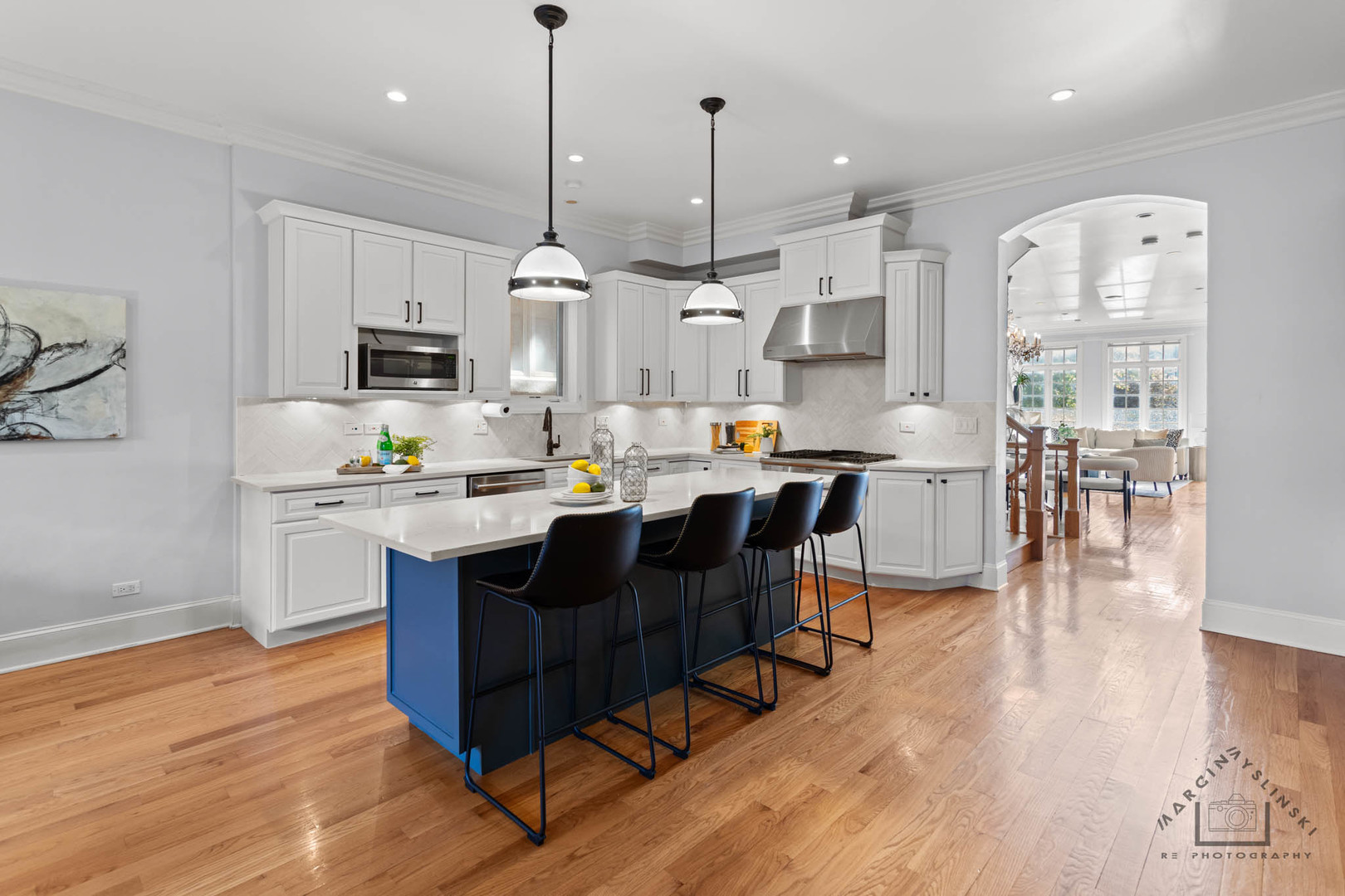 Chicago, Illinois, 60657, United States, 5 Bedrooms Bedrooms, ,4 BathroomsBathrooms,Residential,For Sale,1974505