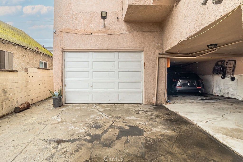 Los Angeles, California, 90003, United States, ,Residential,For Sale,1995375