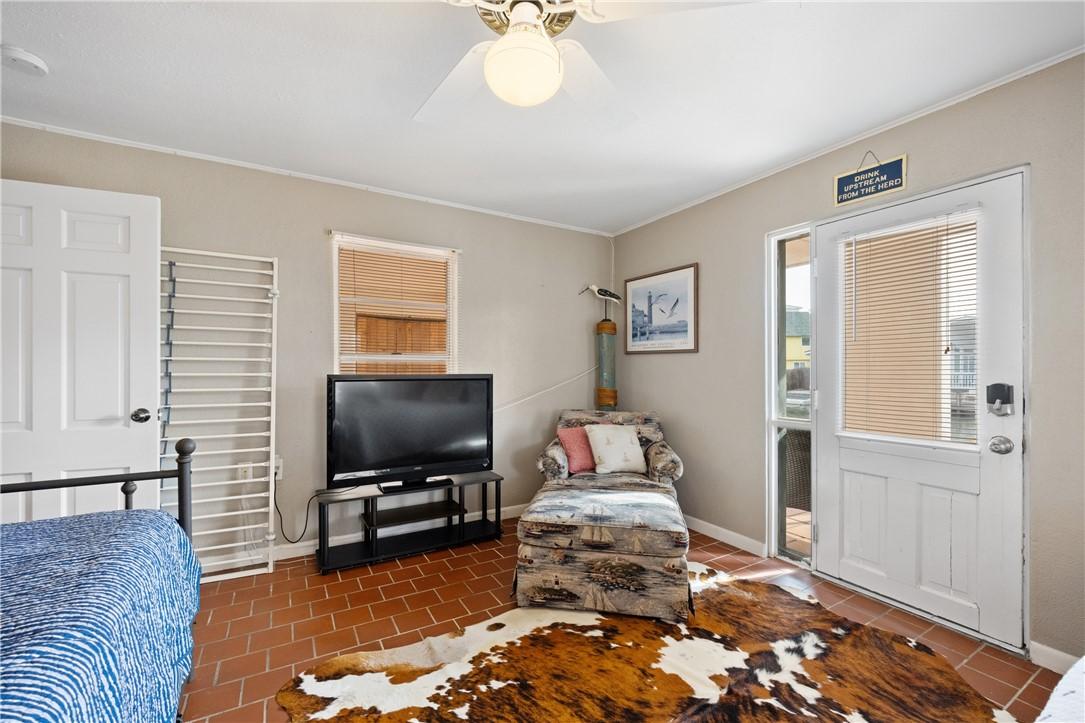 Rockport, Texas, 78382, United States, 4 Bedrooms Bedrooms, ,3 BathroomsBathrooms,Residential,For Sale,1691241