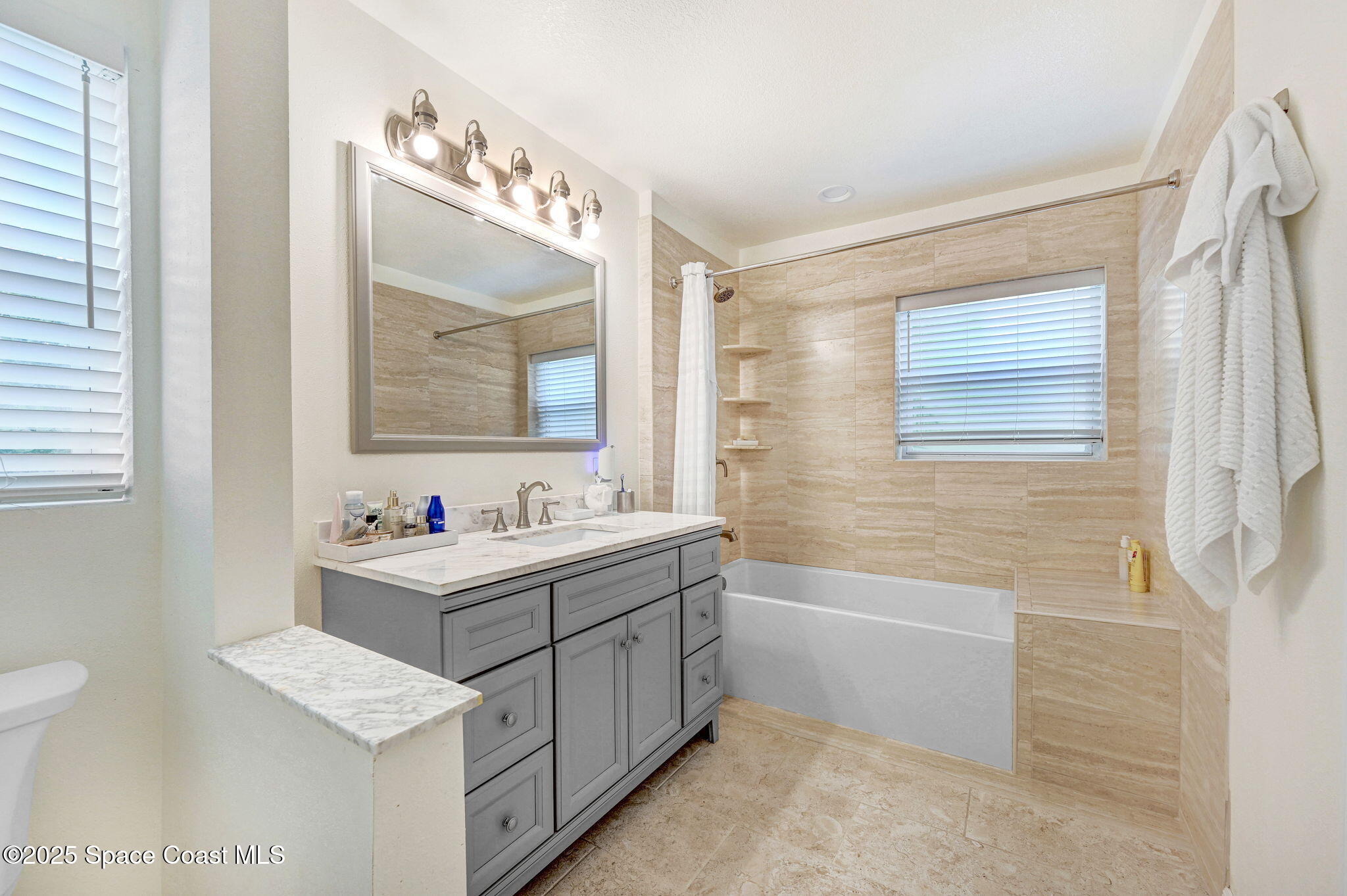 Indialantic, Florida, 32903, United States, 3 Bedrooms Bedrooms, ,3 BathroomsBathrooms,Residential,For Sale,1840039